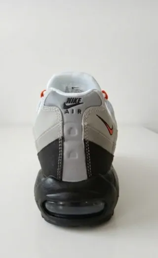 Zapatillas Nike Air Max 95 Naranja Talla 43 Nuevas