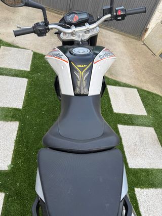 KTM 690 Duke