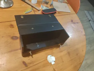 Porta cassettes antiguo