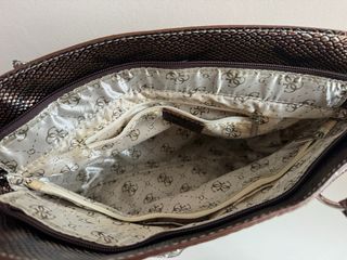 Bolso regalo cartera Guess