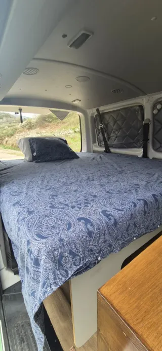 Asientos/cama/colchon 3fila  Volkswagen T6 camper