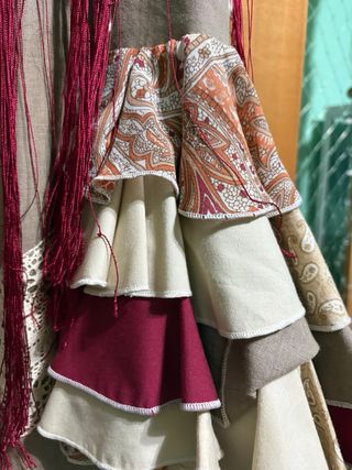 Traje Flamenca Beige y Rojo Talla Única