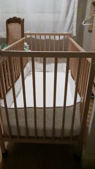 Cuna bebé madera IKEA