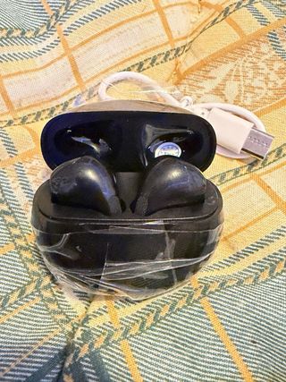 Auriculares inalámbricos negros