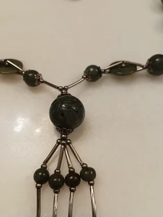 Conjunto Jade: Collar, Anillo y Pendientes