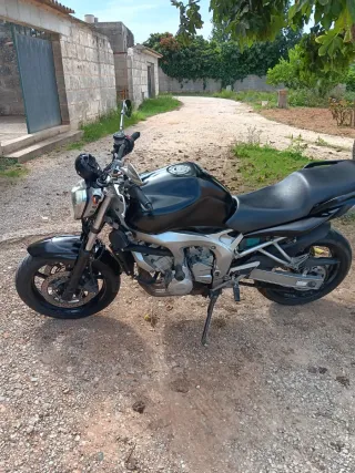 Yamaha FZ6 600 Naked Negra/Plata