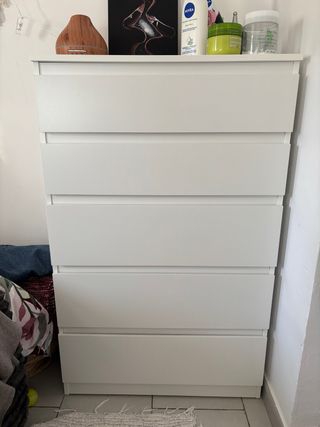 Cómoda 5 cajones blanca IKEA