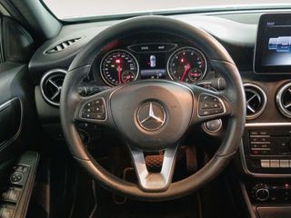 Mercedes Clase A 180 90 kW (122 CV)