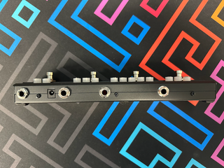 Pedales Bajo Lekato Tank-B y Sonicake Boom Ave.