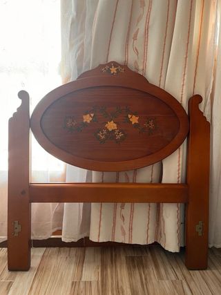 Cama juvenil decorada a mano