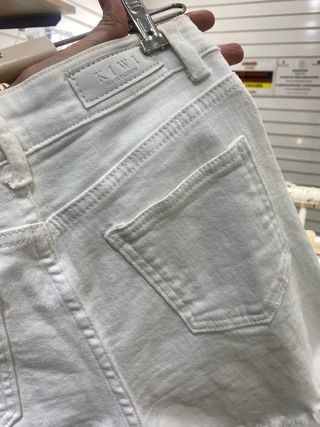 Lote 3 shorts vaqueros.precio por unidad 6 eur