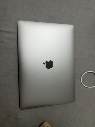 MacBook M1 2020 Plata