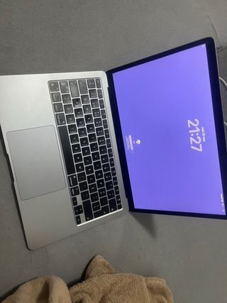 MacBook M1 2020 Plata