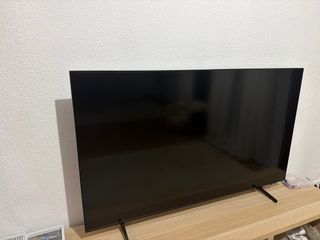 Televisor Samsung QLED de 55 pulgadas. -Pantalla d