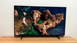 Televisor Samsung QLED de 55 pulgadas. -Pantalla d