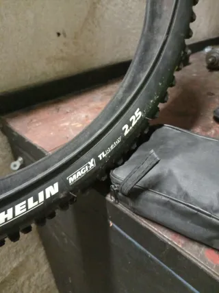 Michelin Mud Enduro Neumático MTB