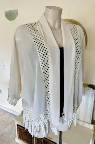 Kimono Boho Ibiza Blanco Encaje Flecos