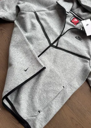 Set sportivo Nike Tech grigio taglia M