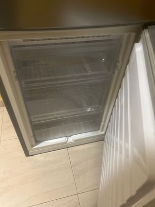 Nevera Whirlpool poco uso