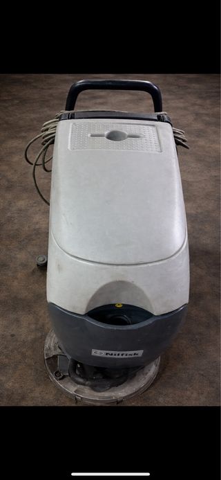 Fregadora industrial Nilfisk CA 451