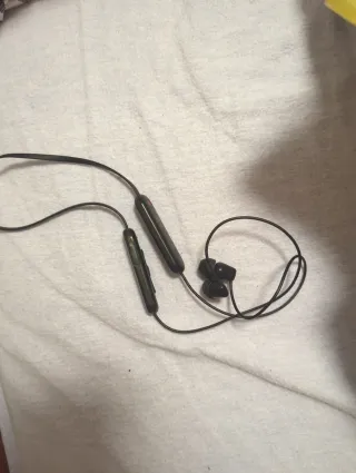 Auriculares Sony WI-C100 Negros usados