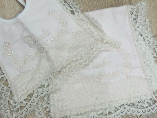 Babero y pañito bebé bordado