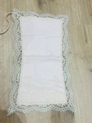 Babero y pañito bebé bordado