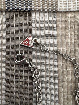 Colgante Guess Corazón Brillantes Acero