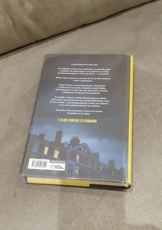 Libro La mujer de arriba de Freida McFadden