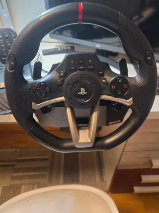 Volante Thrustmaster PS4/PS3