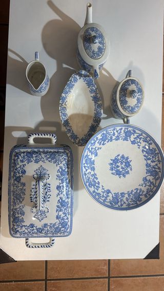 Vajilla Pickman La Cartuja Azul y Blanca