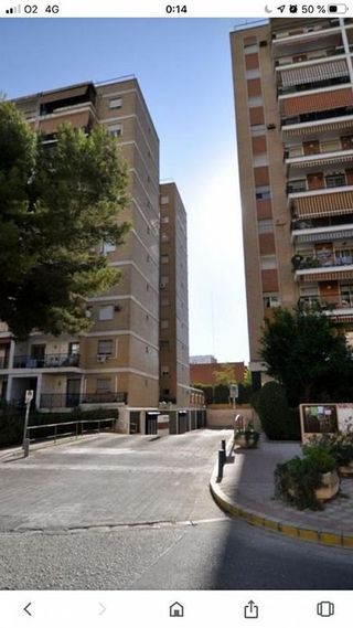 Garaje en alquiler en El Plantinar - Felipe II - Tiro de Línea en Sevilla