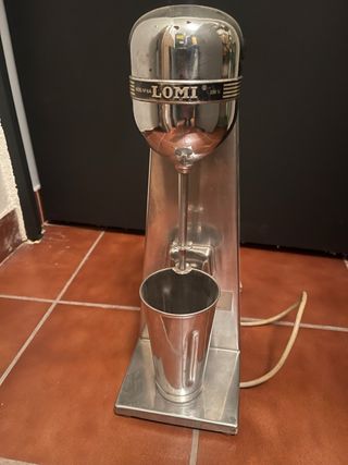 Batidora Lomi Modelo 6A Cromada