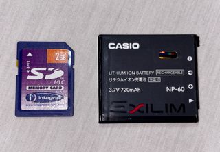 Casio Exilim EX-Z21 9.1 MP Câmara Digital