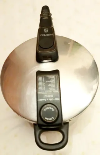 Olla a Presión WMF Perfect