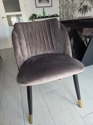 Mesa comedor y 6 sillas terciopelo rosa y gris