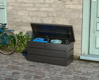 Baúl de exterior negro