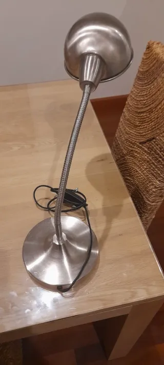 Flexo de escritorio metálico