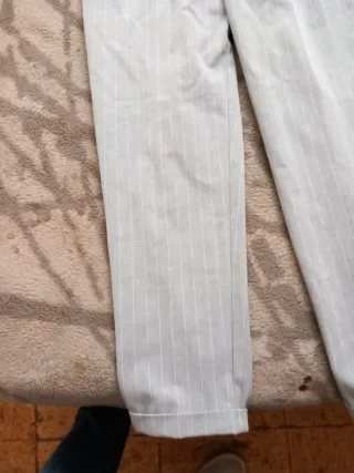 Pantalón gris de rayas Talla S