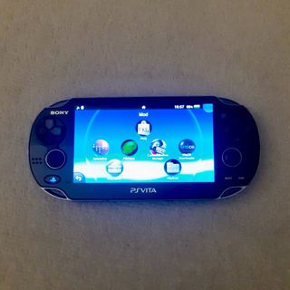 PS Vita Fat PCH-1004 Wi-Fi con Mod