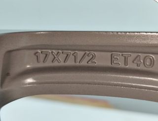 Toyota 2373418 42611yy850 llanta corolla hatchback