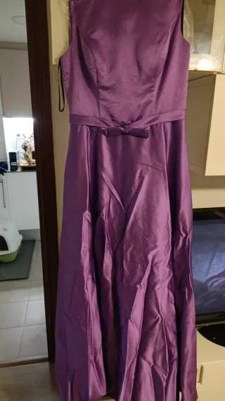 Vestido largo morado invitada boda