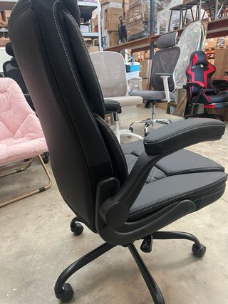 Silla de oficina polipiel negra