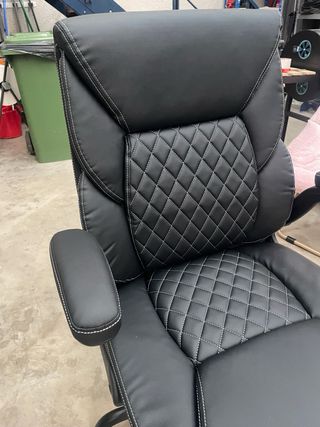 Silla de oficina polipiel negra