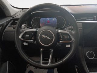 Jaguar F-Pace 2.0D l4 MHEV SE AWD Auto 150 kW 204 CV
