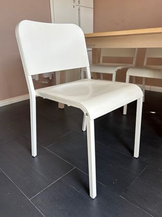 Mesa comedor nórdica + 4 sillas