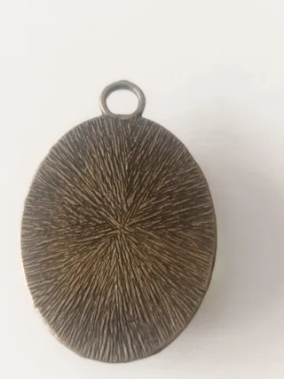 Colgante Gorjuss niña con capa roja