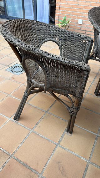 Conjunto de mesa y sillas de jardín