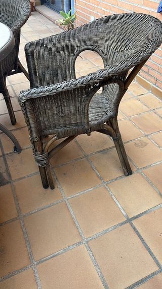 Conjunto de mesa y sillas de jardín