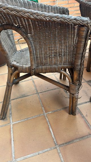 Conjunto de mesa y sillas de jardín